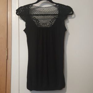 🐞Black crocheted dressy top🐞